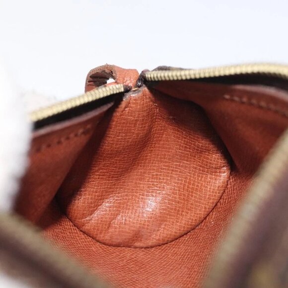 LOUIS VUITTON Monogram Papillon Pouch LV Auth 129857 - Picture 12 of 16